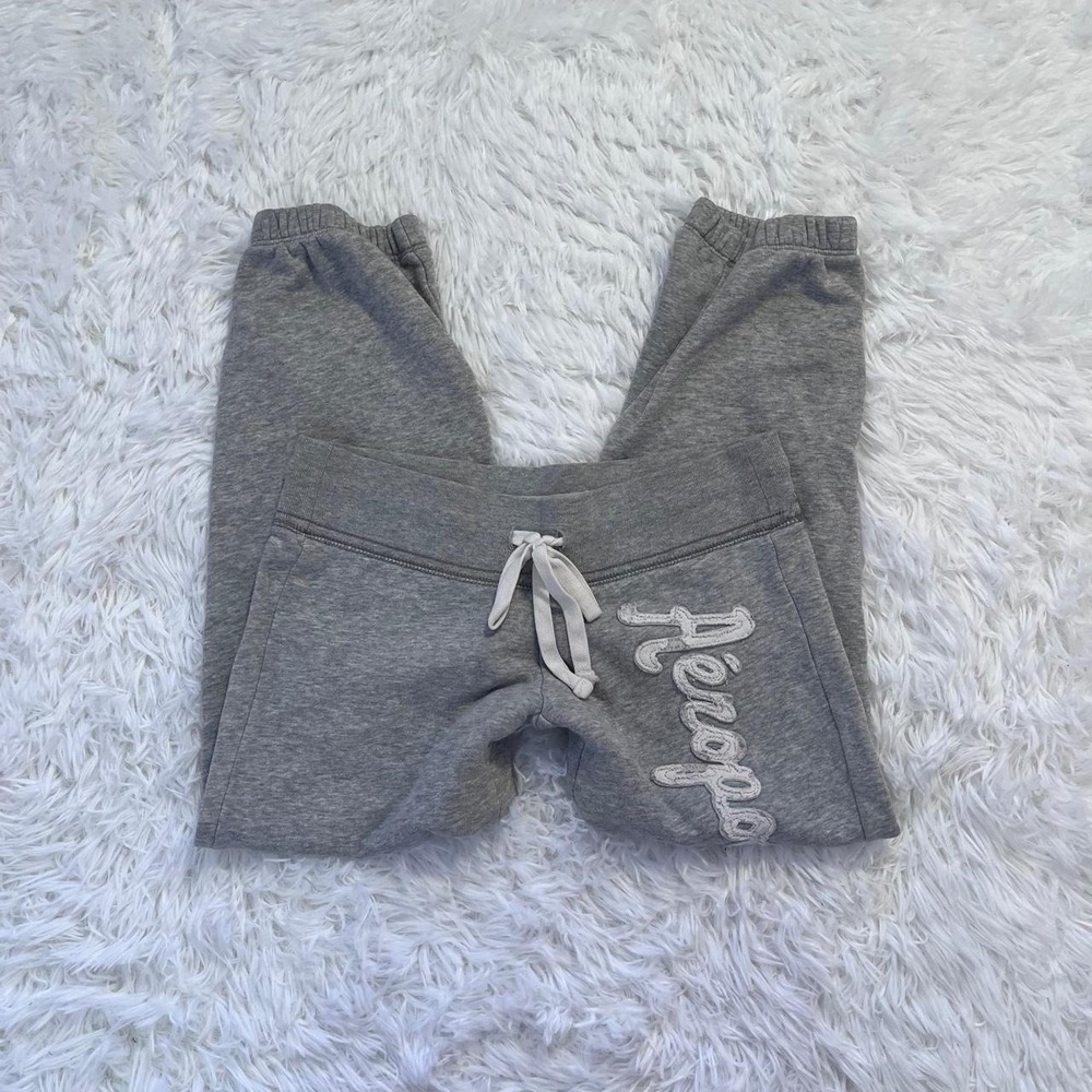 y2k aeropostale gray capri embroidered logo sweatpants xs